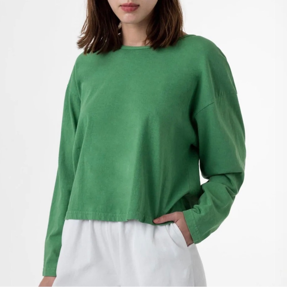 COPY - Los Angeles Apparel Long Sleeve Garment Dye Cropped T-Shirt in Green